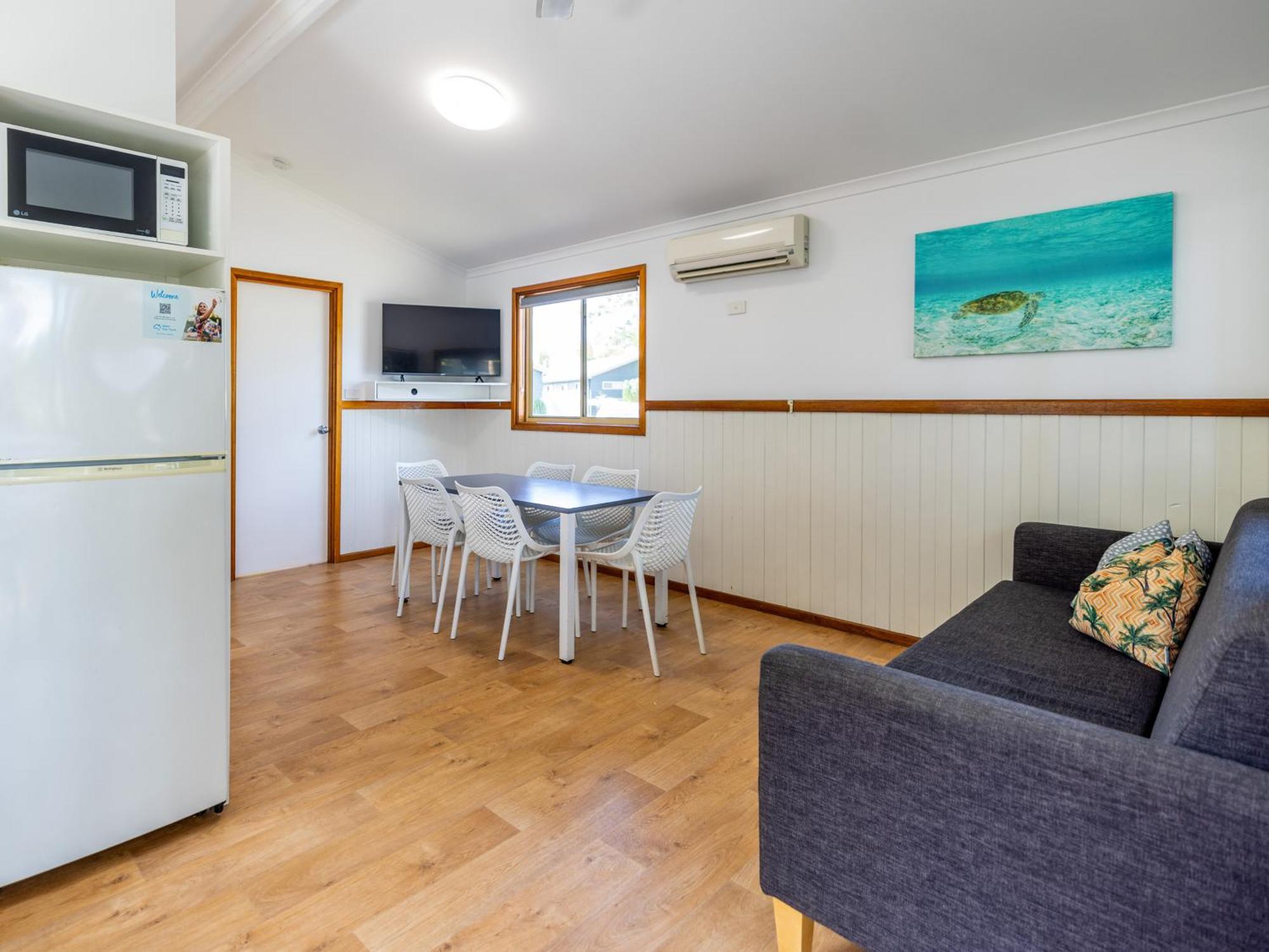 Nrma Blue Dolphin Yamba Holiday Resort Oda fotoğraf